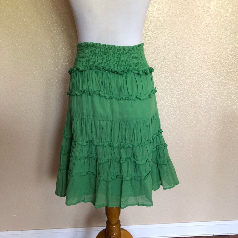 Emma & Sam Ruffle Tiered Mini Skirt Size XS / S Green New